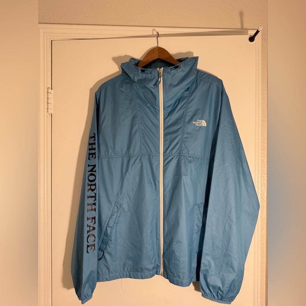 The North Face Men's Light Blue Windbreaker